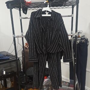 Caslon Monochrome Striped Ensemble Size Med  Long Sleeve Top Drawstring Pants
